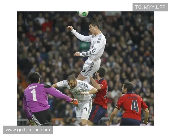 全球足球场上的帅气球星们 谁是你心中的颜值担当