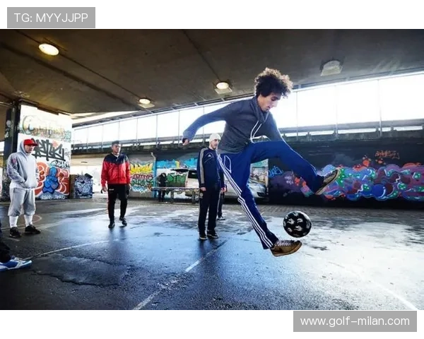 平民窟里走出的足球天才从街头到世界舞台的奋斗历程